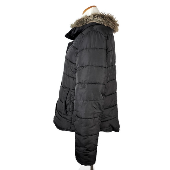 Vintage Style Large Old Navy Black Puffer Jacket with Faux Fur Collar Size L - Picture 3 of 5